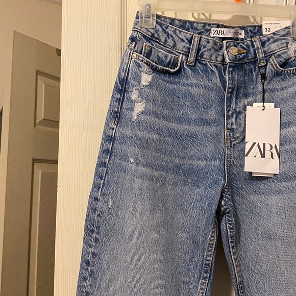Zara High Rise Straight Leg Jeans - Picture 2 of 11